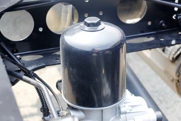 ��� J6F 160���� 4X2 4.16�׵�����ʽ�Ῠ(����)ͼƬ