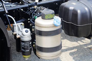 ��� J6F 160���� 4X2 4.16�׵�����ʽ�Ῠ(����)ͼƬ