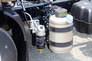 ��� J6F 160���� 4X2 4.16�׵�����ʽ�Ῠ(����)ͼƬ