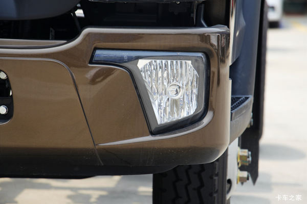 �й�����HOWO ��ϵ 130��4.15�׵��������Ῠ