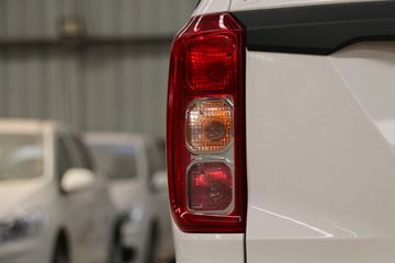 ���� ���S 2019�� ����S������ 99���� ���� 1.5L��ճ�(����)ͼƬ