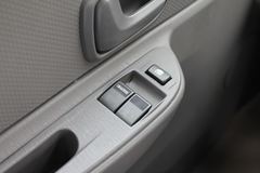 江铃凯锐 116马力 4米单排厢式轻卡(宽体)