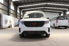 五菱 宏光PLUS 2019款 147马力 2座1.5L 厢式运输车(国六)