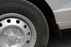 五菱 荣光S 76马力 1.2L汽油 2座 1.95米封闭式货车(国六)