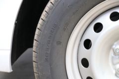 五菱 宏光PLUS 2019款 147马力 2座1.5L 厢式运输车(国六)