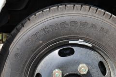 江铃 顺达窄体 116马力 4.21米单排厢式轻卡(JX5044XXYXGQ2)