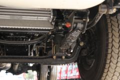 江铃 顺达窄体 116马力 4.21米单排厢式轻卡(JX5044XXYXGQ2)