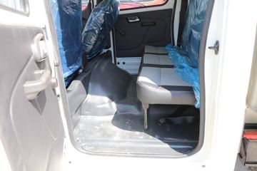 ���� ����M2 1.5L 116���� ���� 3.1��˫����ʽ΢��(����)ͼƬ