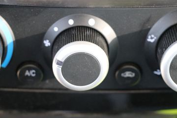 ���� ����M2 1.5L 116���� ���� 3.1��˫����ʽ΢��(����)ͼƬ
