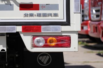 ���� ����M2 1.5L 116���� ���� 3.1��˫����ʽ΢��(����)ͼƬ