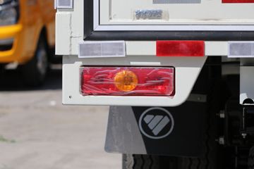 ���� ����M2 1.5L 116���� ���� 3.1��˫����ʽ΢��(����)ͼƬ