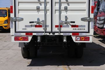���� ����M2 1.5L 116���� ���� 3.1��˫����ʽ΢��(����)ͼƬ