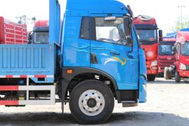 龙V&nbsp;载货车外观                                                图片