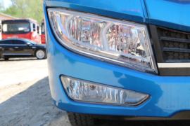 龙V&nbsp;载货车外观                                                图片