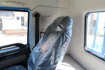 �ൺ��� ��V�п� 2.0�� 220���� 4X2 6.75�������ػ���(���)(����)(CA1168PK15L2E6A80)ͼƬ