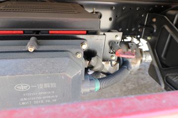 �ൺ��� ��V�п� 2.0�� 220���� 4X2 6.75�������ػ���(���)(����)(CA1168PK15L2E6A80)ͼƬ