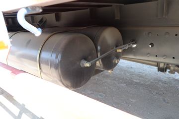 �ൺ��� ��V�п� 2.0�� 220���� 4X2 6.75�������ػ���(���)(����)(CA1168PK15L2E6A80)ͼƬ