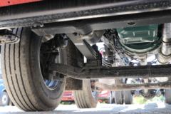 青岛解放 JH6重卡 卓越版 320马力 6X2 9.5米栏板载货车(国六)(CA1250P26K2L7T3E6A80)