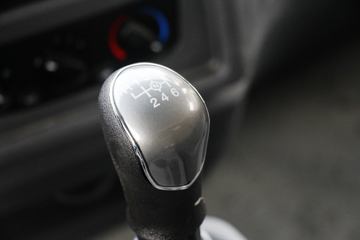 �й�����HOWO ͳ˧ 130���� 4.15�׵�����ʽ�ῨͼƬ