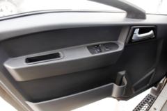 中国重汽HOWO 统帅 130马力 4.15米单排厢式轻卡(ZZ5047XXYF341CE145A)