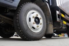 中国重汽HOWO 统帅 130马力 4.15米单排厢式轻卡(ZZ5047XXYF341CE145A)