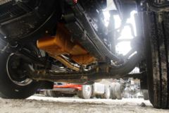 东风柳汽 乘龙H5中卡 220马力 4X2 9.7米厢式载货车(LZ5182XXYM5AB)