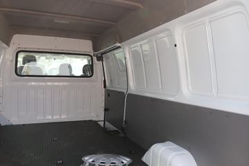 �������� ��˳ 116���� 3�� 2.8T���� �ж���ջ���(����)ͼƬ