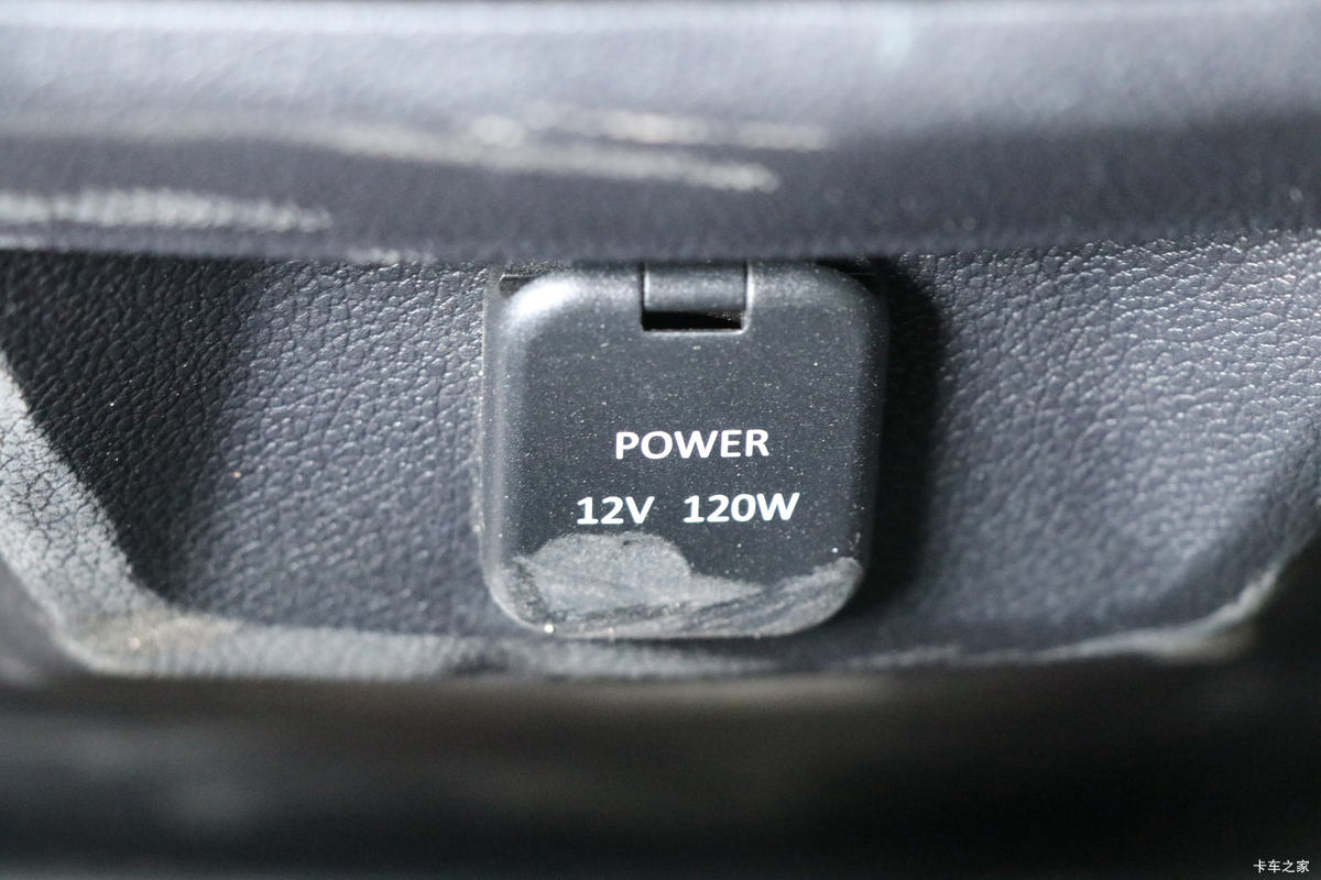 ���� ��9 2019�� ����� 2.0T���� 220���� 8���Զ� ���� ˫��SUV������Ƥ����ʻ��                                               