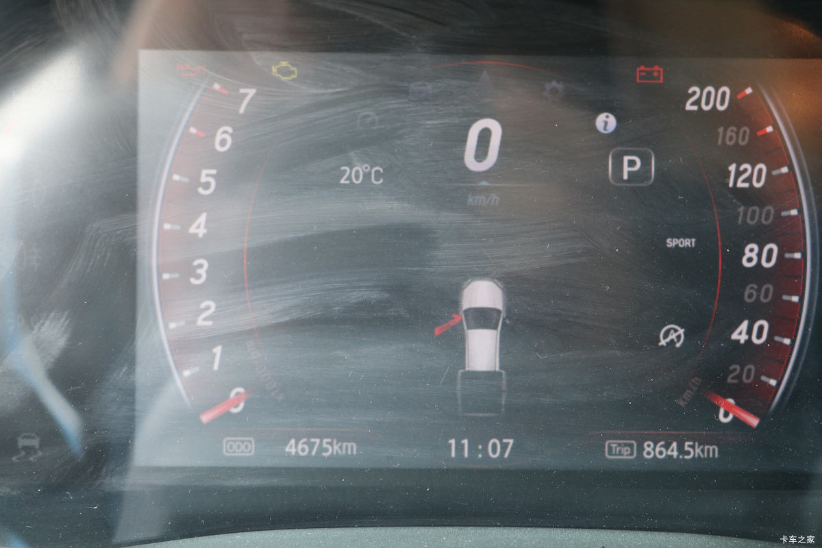 ���� ��9 2019�� ����� 2.0T���� 220���� 8���Զ� ���� ˫��SUV������Ƥ����ʻ��                                               