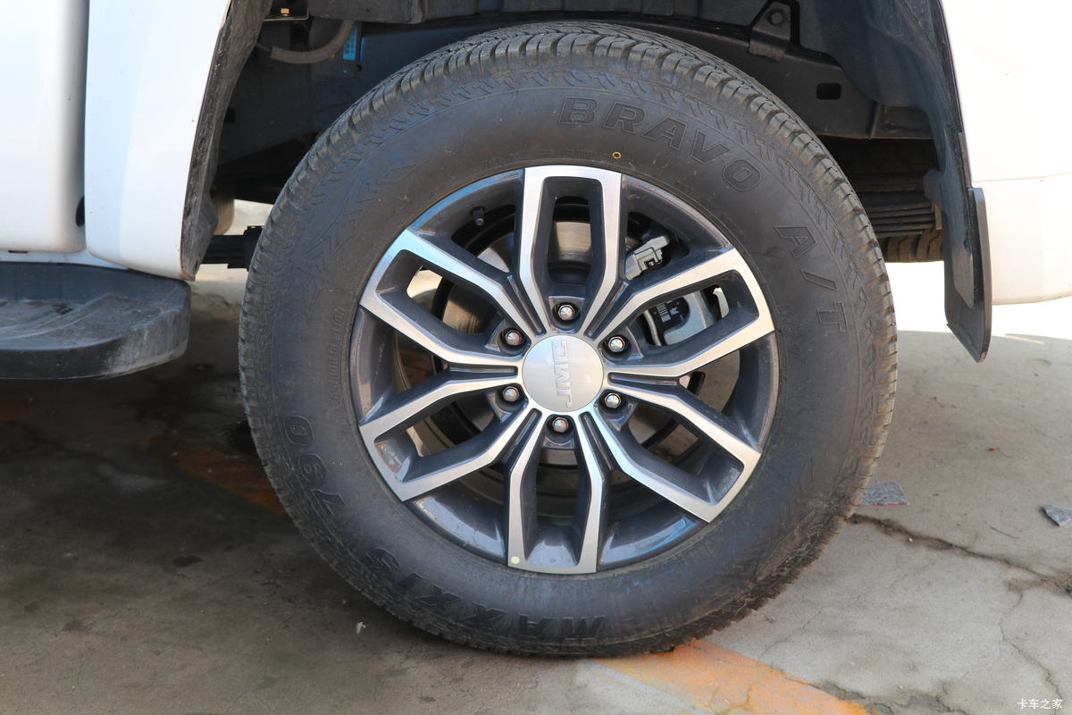 ���� ��9 2019�� ����� 2.0T���� 220���� 8���Զ� ���� ˫��SUV������Ƥ������                                                