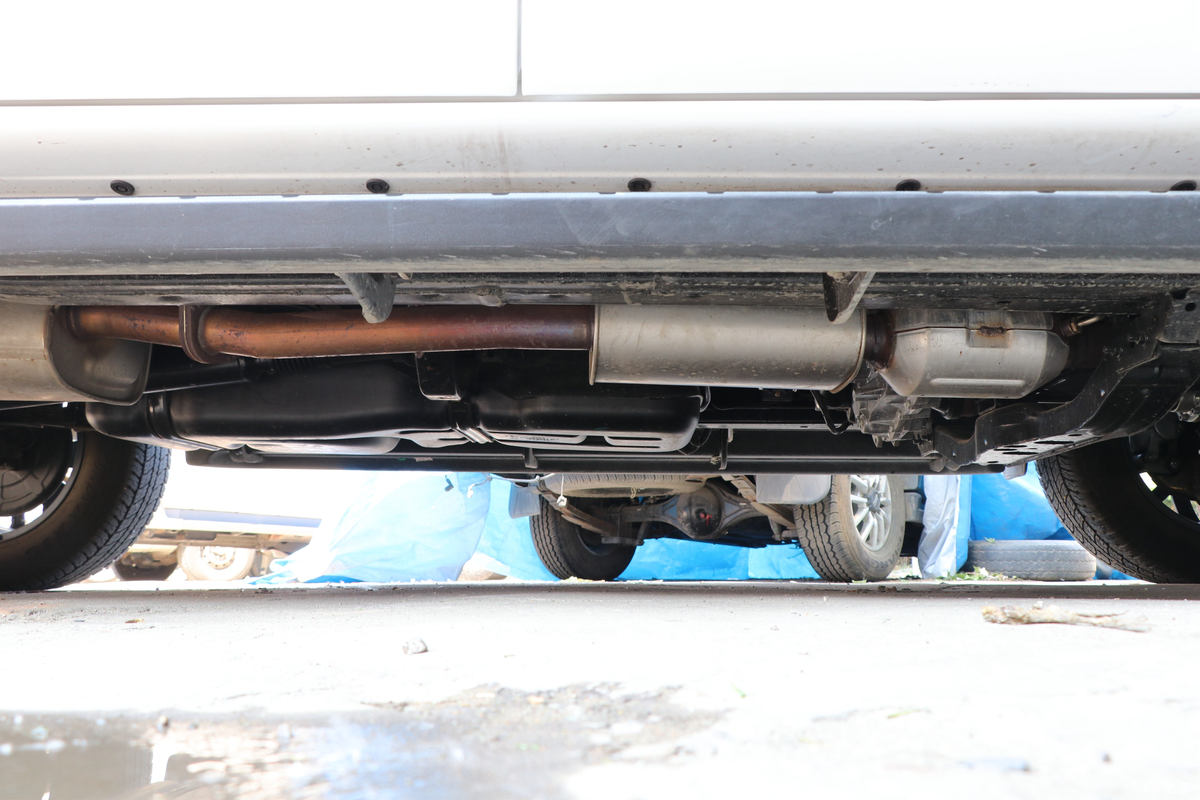 ���� ��9 2019�� ����� 2.0T���� 220���� 8���Զ� ���� ˫��SUV������Ƥ������                                                