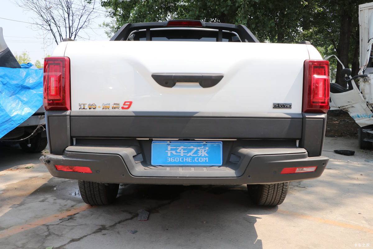 ���� ��9 2019�� ����� 2.0T���� 220���� 8���Զ� ���� ˫��SUV������Ƥ����װ                                                