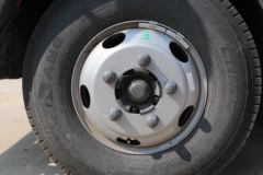 福田 奥铃新捷运 130马力 4.14米单排厢式轻卡(国六)(BJ5048XXY8JDA-AB2)