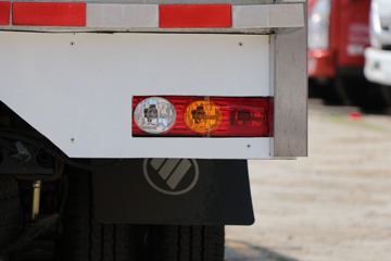  M1 1.5L 112  3.12س(BJ5030XLC-AD)ͼƬ