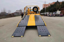 奥普力&nbsp;清障车外观图片