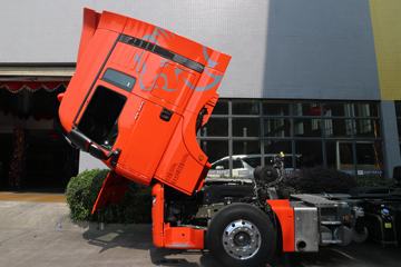 �й����� �ǵ¿�SITRAK G7�ؿ� ���˰� 460���� 6X4ǣ����ͼƬ