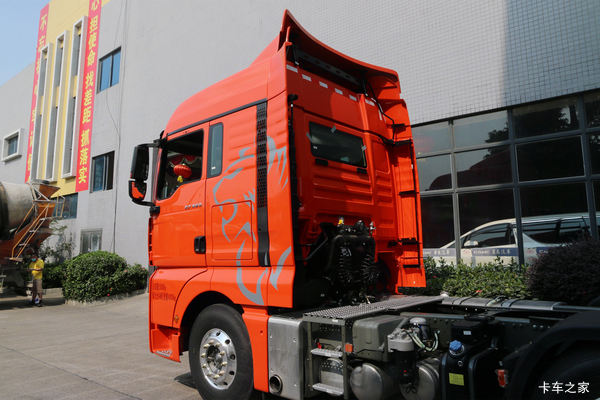 SITRAK G7牵引车长沙市火热促销中 让利高达3.88万