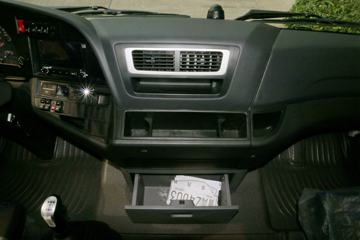 �й����� �ǵ¿�SITRAK G7�ؿ� ���˰� 460���� 6X4ǣ����ͼƬ