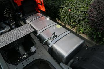 �й����� �ǵ¿�SITRAK G7�ؿ� ���˰� 460���� 6X4ǣ����ͼƬ