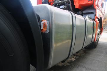 �й����� �ǵ¿�SITRAK G7�ؿ� ���˰� 460���� 6X4ǣ����ͼƬ