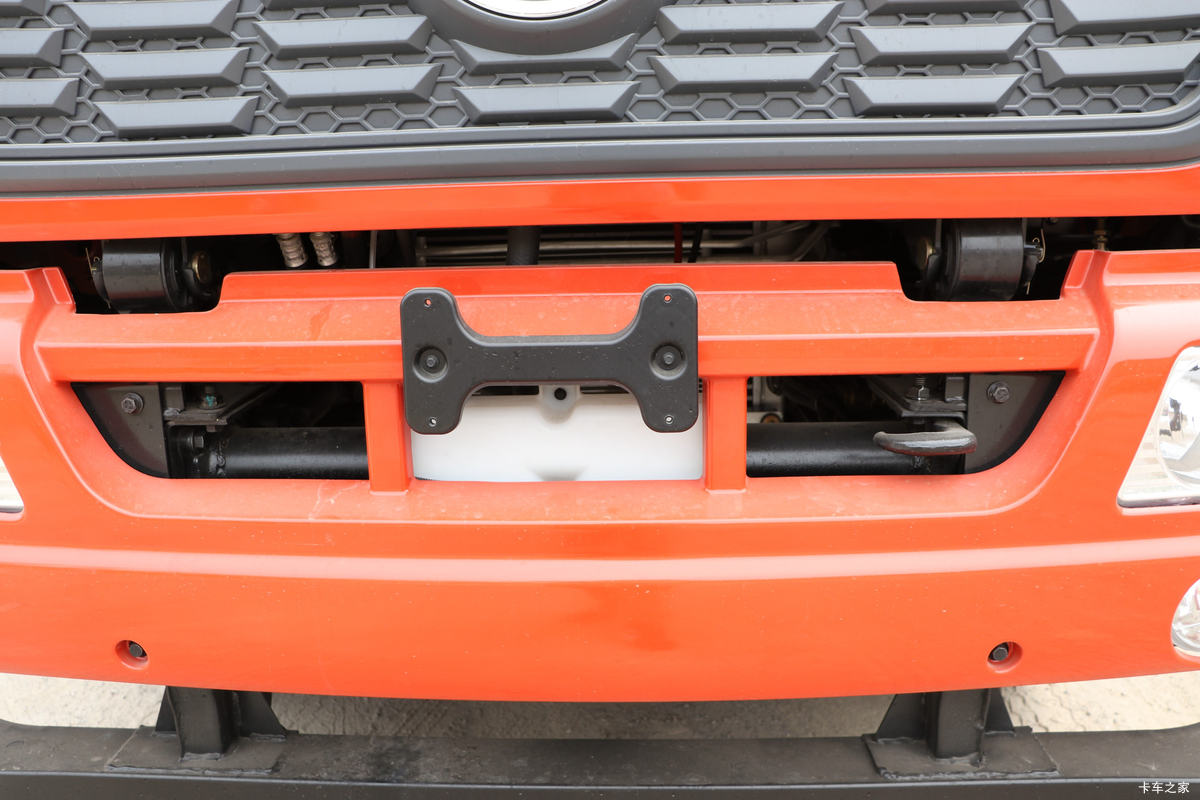 �������ó� ���VR 180���� 4X2 ƽ�����䳵(DFH5160TPBBX1JV)���