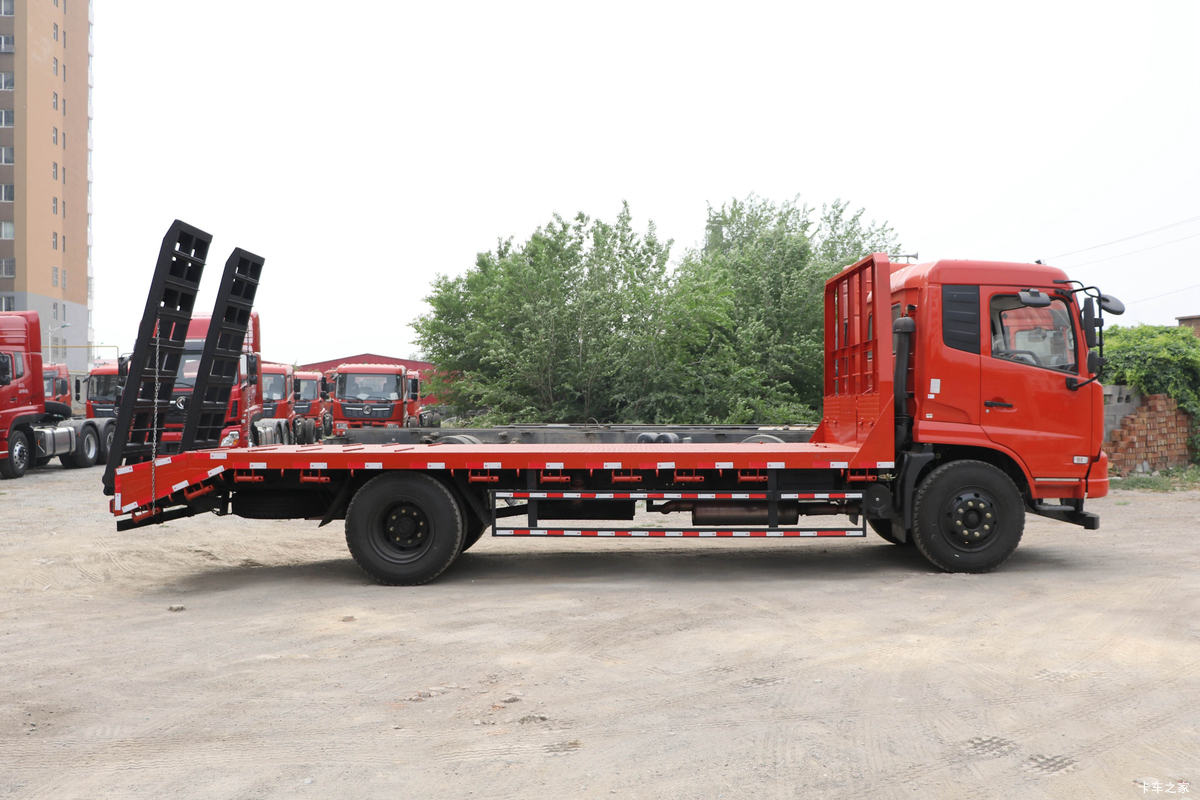 �������ó� ���VR 180���� 4X2 ƽ�����䳵(DFH5160TPBBX1JV)���