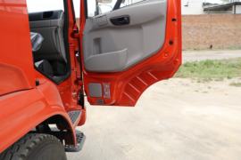 东风天锦VR&nbsp;平板运输车驾驶室图片