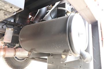 �������ó� ���VR 180���� 4X2 ƽ�����䳵ͼƬ