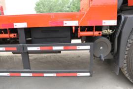 东风天锦VR&nbsp;平板运输车底盘图片