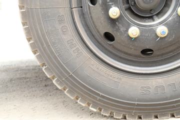 �������ó� ���VR 180���� 4X2 ƽ�����䳵ͼƬ