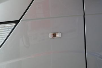 ���� �ž� ʵ���� 1.5L 116���� ���� 2.5��˫������΢��(����)(SQR1024H10)ͼƬ