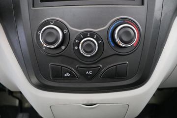 ���� �ž� ʵ���� 1.5L 116���� ���� 2.5��˫������΢��(����)(SQR1024H10)ͼƬ