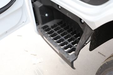 Ծ�� ��ԽC300-33 ���ʰ� 120���� 4.2�׵��������Ῠ(SH1042ZFDCMZ4)ͼƬ