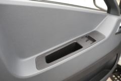 跃进 超越C300-33 舒适版 120马力 4.2米单排栏板轻卡(SH1042ZFDCMZ4)